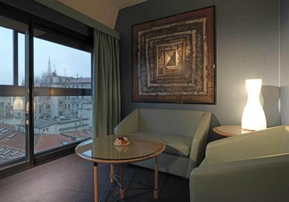 Hotel Spadari Al Duomo Milan Bagian luar foto